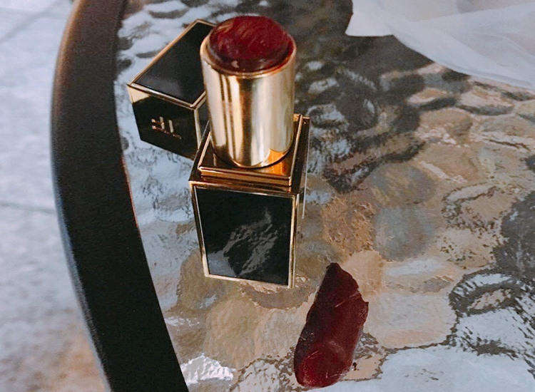 口红也有鄙视链?YSL、迪奥相互看不起,最底层竟是名创优品